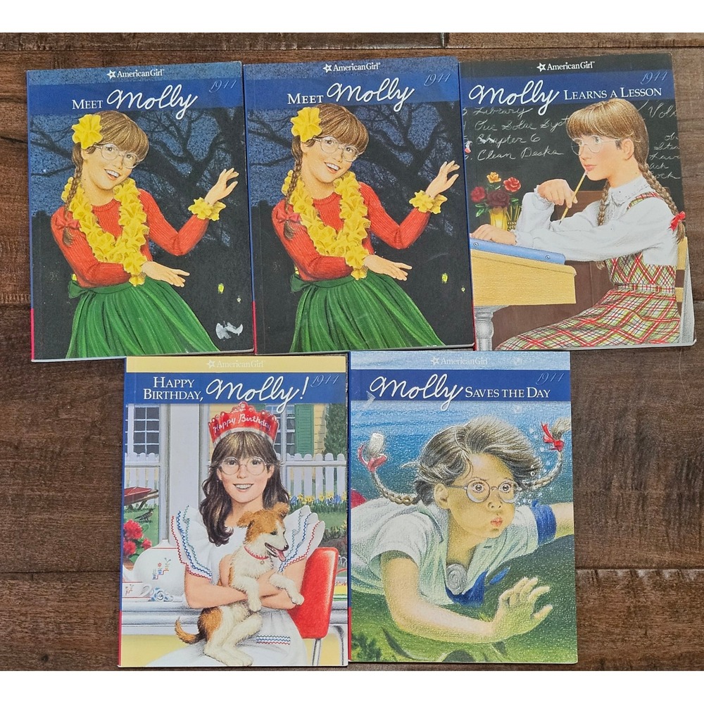 VTG American Girl Molly McIntire Book Lot of 5 Meet Molly Learns Lesson